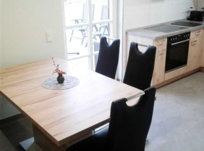 Kreuzdellenhof _ مزرعة للإقامة Hembach